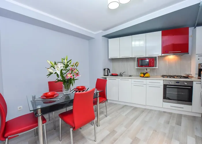 Marlin Unirii Square